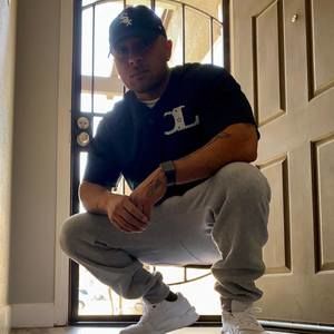 Meet your Posher, Jonathan